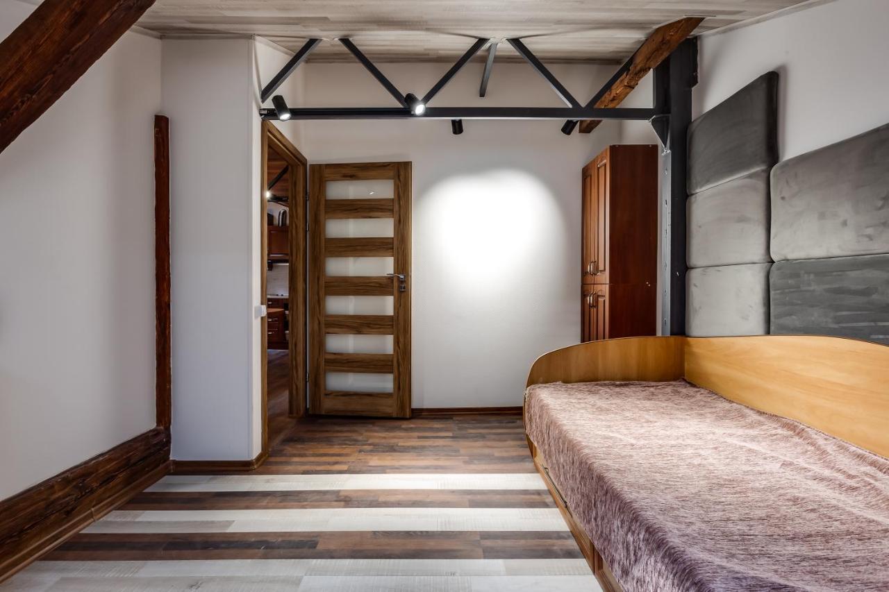 Four Bedrooms Apartment In The Heart Of Lviv Ngoại thất bức ảnh